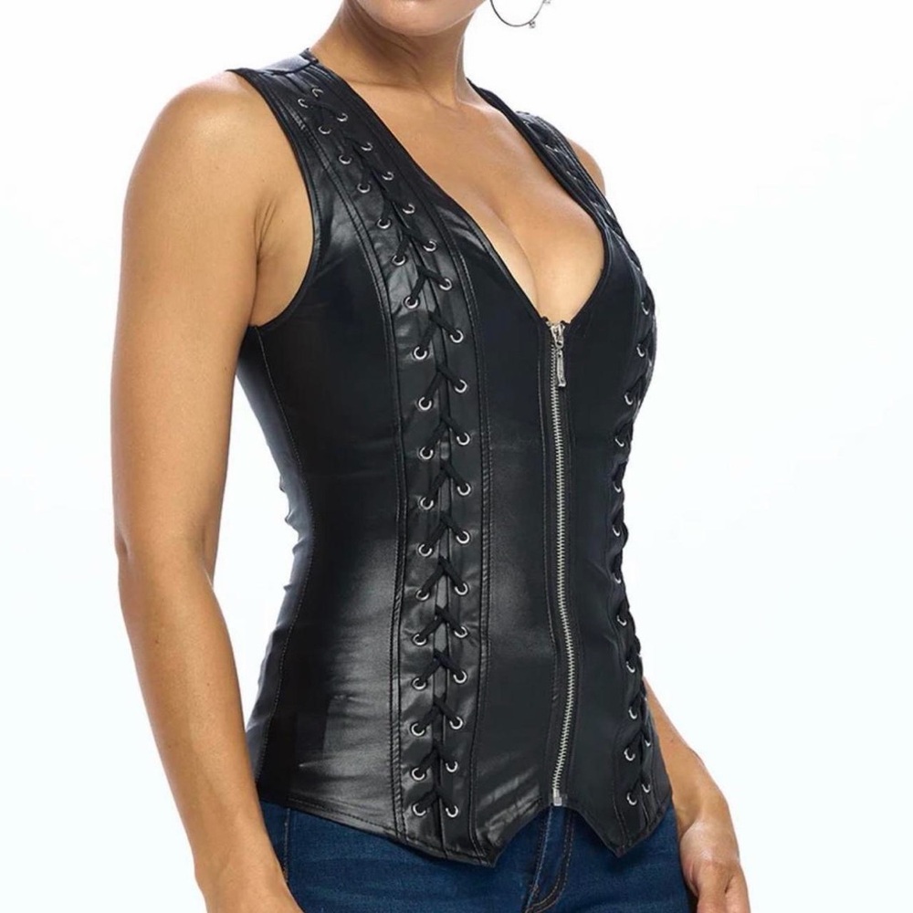 OHYES FASHION BLACK LACE UP DETAIL ZIP UP SLEEVELESS TOP - Picture 4 of 6